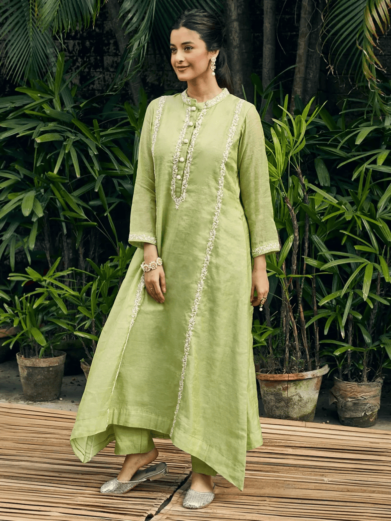 A must-have eid dress 2022! - Esposa Group