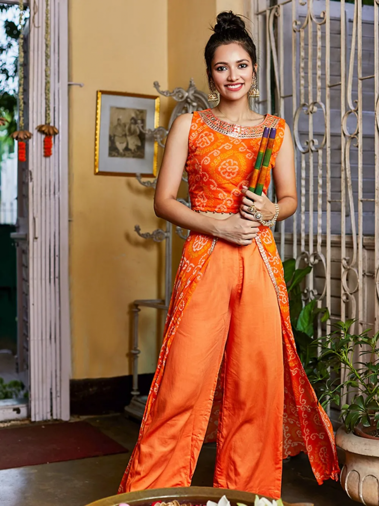 6 Online Stores To Shop For Ethnic Navratri Outfits | So Delhi