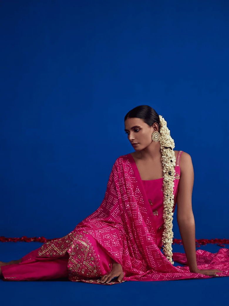 Choosing a dreamy Diwali outfit : Explore the Latest Styles – The