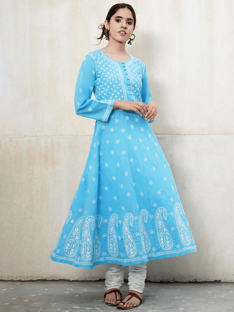 Chikankari Kurtas : An Elegant Fusion Of Tradition And Style – The